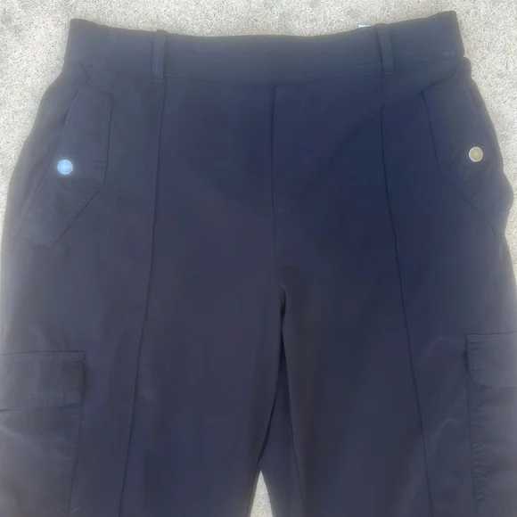 Athleta Women's Vienna Black Lightweight Pull on Cargo Pants Size 14